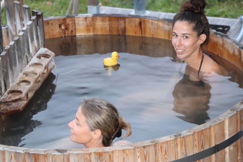 Séance bain nordique ressourçante après 2 jours de randonnée raquette